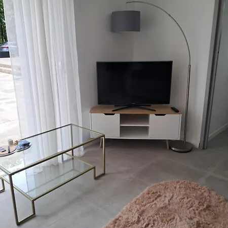 Privatunterkunft Avec Salle De Bain Privee *